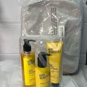 Here Beautiful! Skincare Set & Hanging Travel Tote Full size
